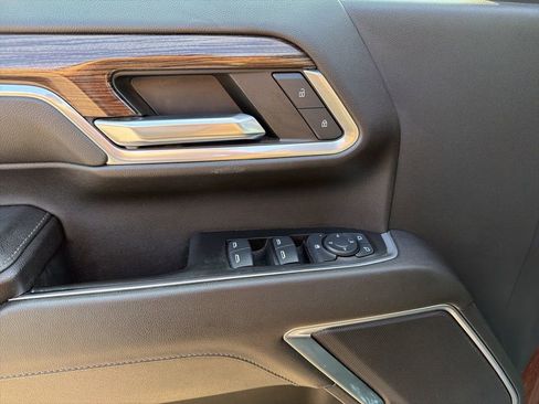 Used 2024 Chevrolet Silverado 2500 LT image 13