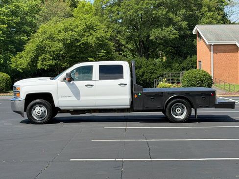 Used 2019 Chevrolet Silverado 3500 W/T w/ WT Fleet Convenience Package AWD/4WD image 2
