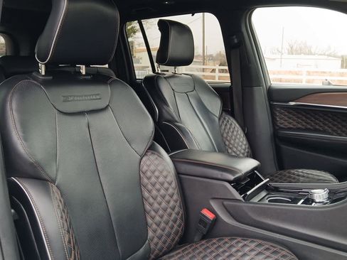 Used 2022 Jeep Grand Cherokee Summit w/ Advanced Protech Group IV image 52