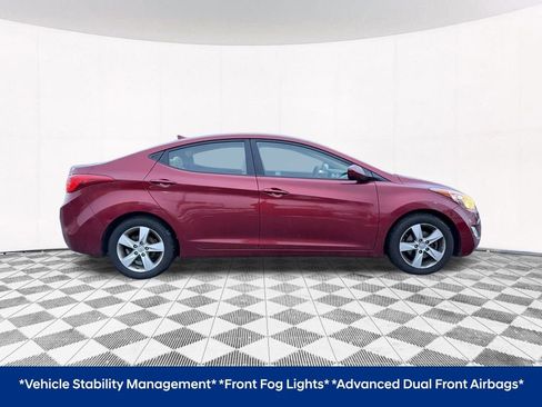 Used 2013 Hyundai Elantra GLS w/ Preferred Pkg image 12