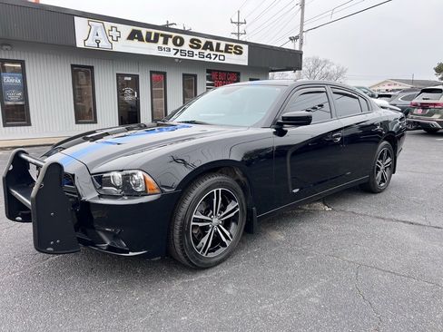 Used 2014 Dodge Charger SXT Plus image 3