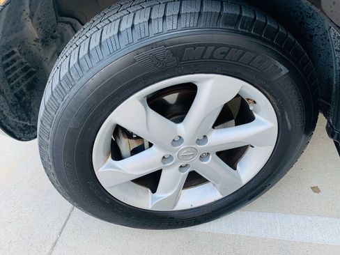Used 2009 Nissan Murano SL w/ Technology Pkg FWD image 24