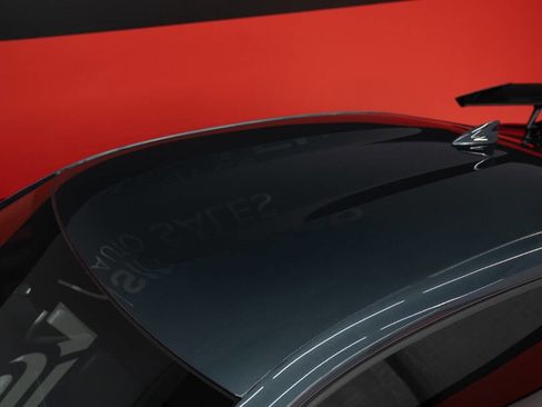 Used 2019 Chevrolet Camaro ZL1 RWD image 20