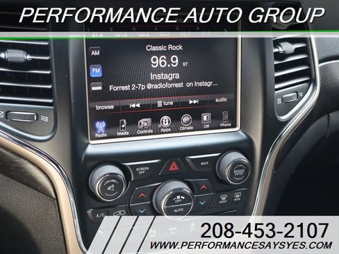 Used 2015 Jeep Grand Cherokee Laredo w/ Quick Order Package 23E image 21