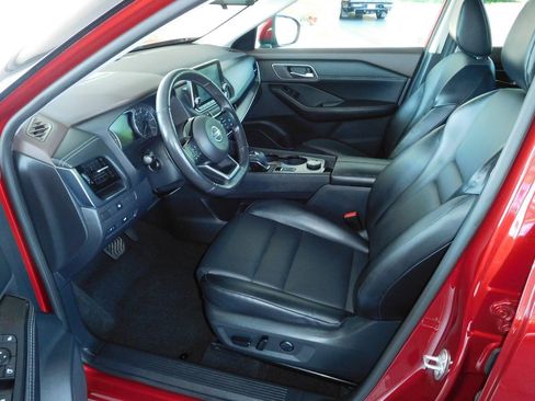Used 2021 Nissan Rogue SV w/ Premium Package AWD/4WD image 10