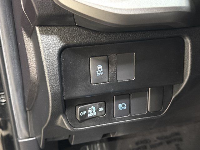 Used 2022 Toyota Tacoma SR5 AWD/4WD image 35