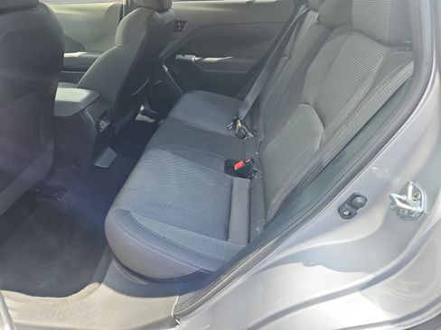 Used 2024 Subaru Crosstrek 2.0i Premium AWD/4WD image 14