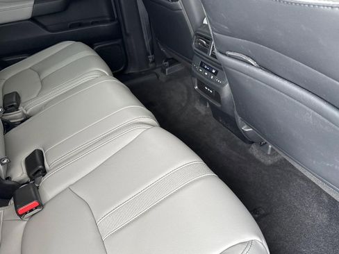 Certified 2025 Honda Pilot Touring image 30