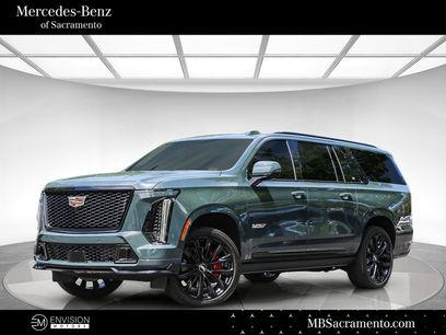 Used 2025 Cadillac Escalade ESV V