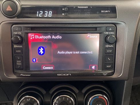 Used 2015 Scion tC image 8