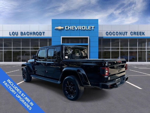 Used 2023 Jeep Gladiator Overland AWD/4WD image 6