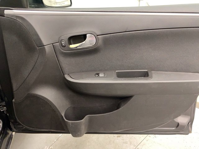 Used 2010 Chevrolet Malibu LT FWD image 22