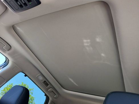 New 2026 Nissan Pathfinder Platinum image 33