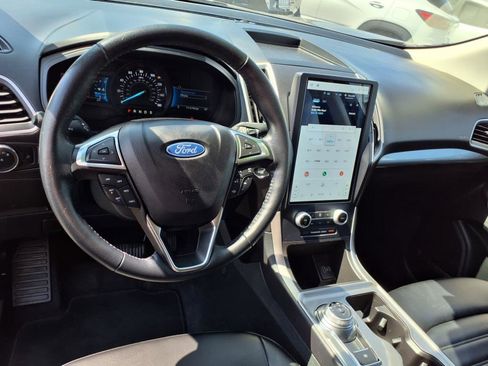 Used 2023 Ford Edge SEL image 10