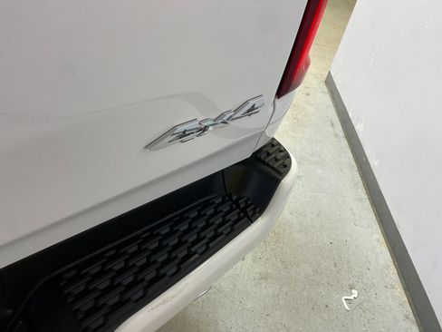 Used 2025 RAM 1500 Big Horn AWD/4WD image 19