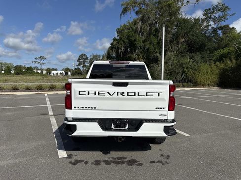 Used 2024 Chevrolet Silverado 1500 RST w/ Convenience Package II RWD image 4