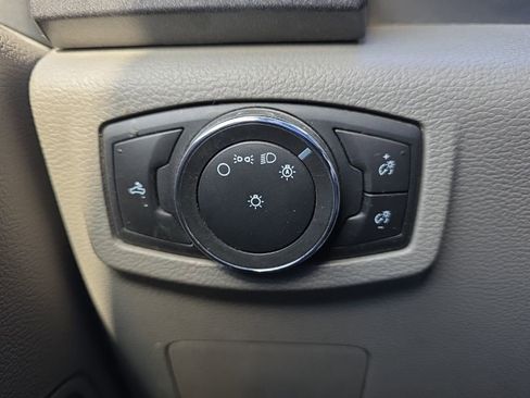 Used 2021 Ford F250 XL w/ Power Equipment Group AWD/4WD image 24