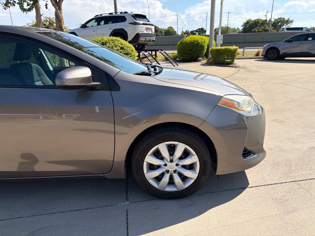 Used 2019 Toyota Corolla LE FWD image 13