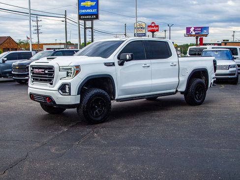 Used 2021 GMC Sierra 1500 AT4 w/ AT4 Premium Package image 3