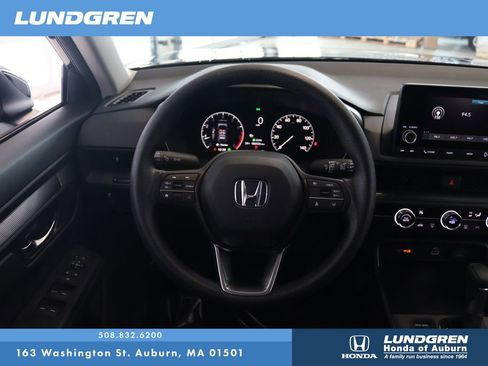 Used 2025 Honda CR-V LX image 17