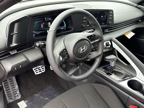 New 2026 Hyundai Elantra SEL Sport image 16