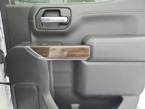 Used 2021 Chevrolet Silverado 1500 RST w/ Bed Protection Package AWD/4WD image 39
