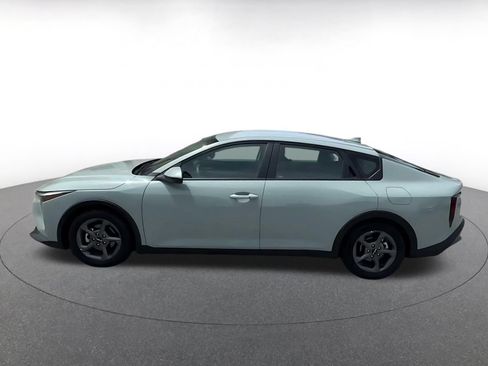 Used 2025 Kia K4 FWD image 9