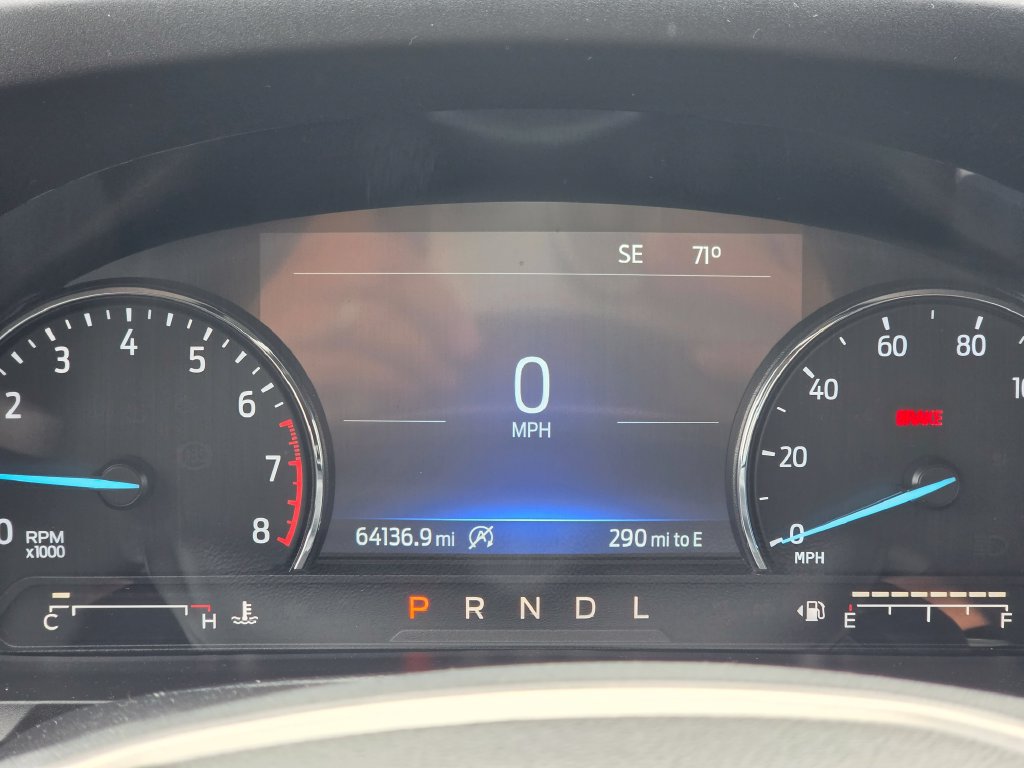 Used 2024 Ford Explorer XLT w/ Equipment Group 202A AWD/4WD image 19