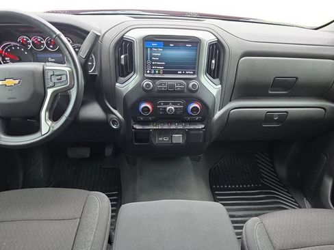 Used 2022 Chevrolet Silverado 1500 LT w/ Z71 Off-Road Package AWD/4WD image 12