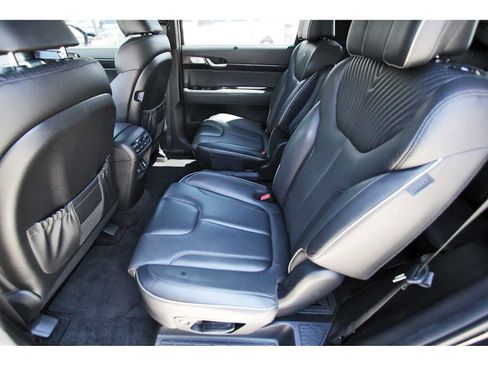 Used 2023 Hyundai Palisade Calligraphy w/ Cargo Package FWD image 12