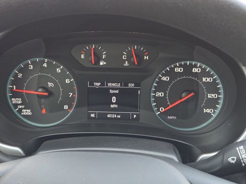 Used 2024 Chevrolet Malibu LT image 11