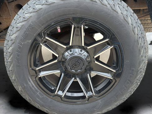 Used 2013 Chevrolet Silverado 1500 LT w/ All-Star Edition AWD/4WD image 21