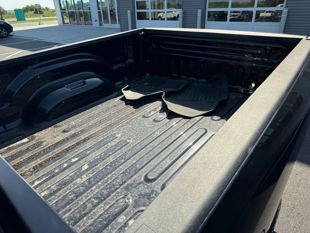 Used 2026 RAM 2500 Laramie AWD/4WD image 14