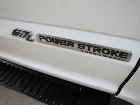 Used 2022 Ford F250 XLT AWD/4WD image 25