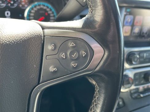 Used 2019 Chevrolet Suburban Premier image 26