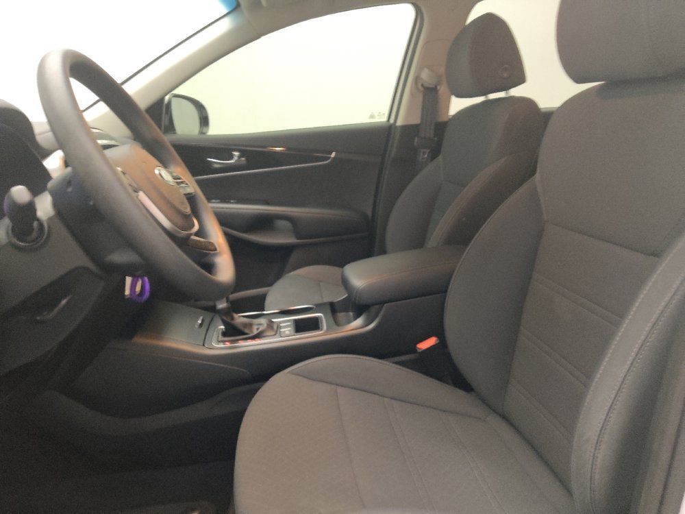 Used 2019 Kia Sorento L FWD image 17