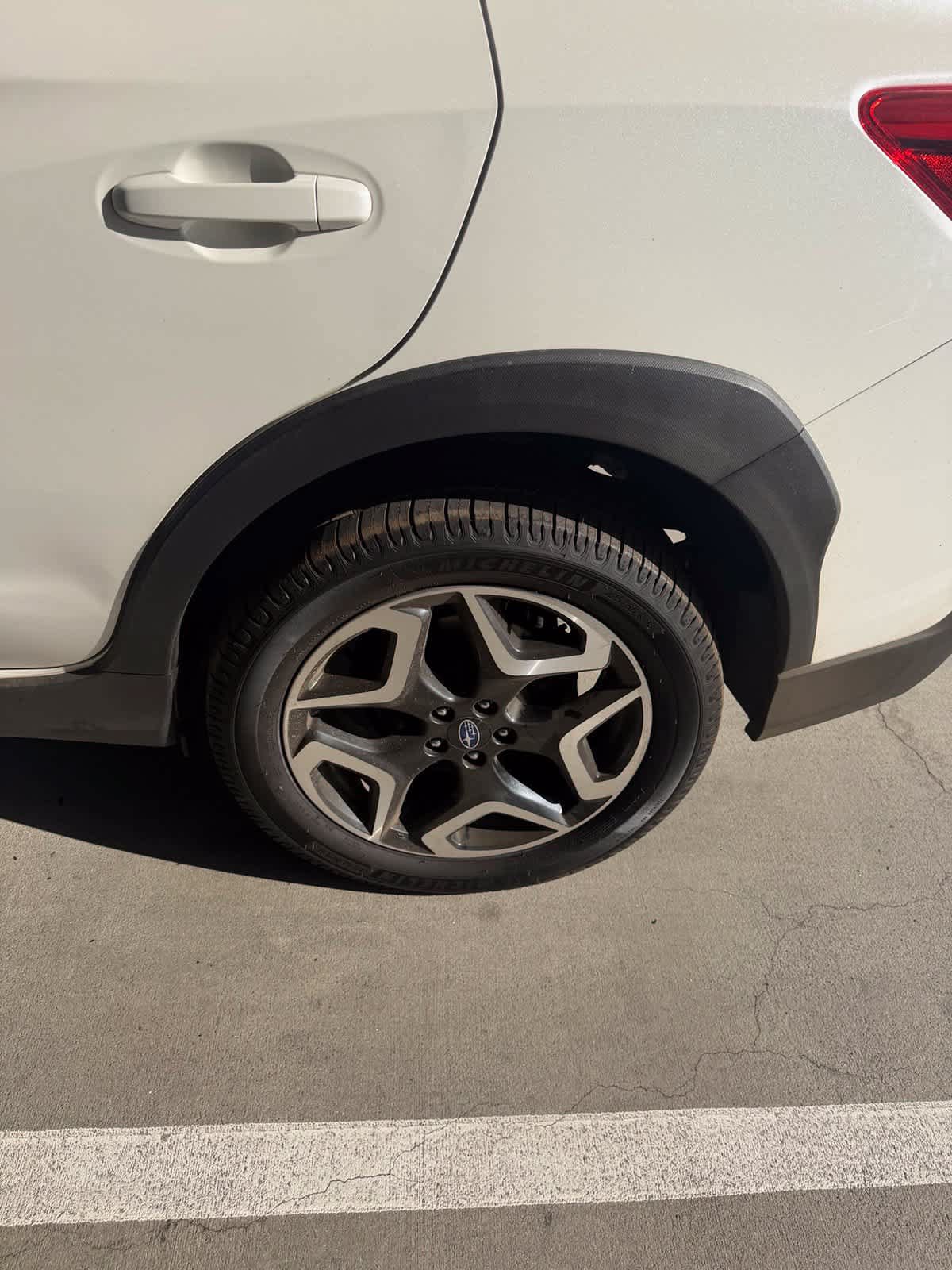 Used 2019 Subaru Crosstrek 2.0i Limited w/ Moonroof Package AWD/4WD image 7