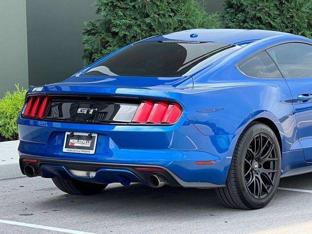 Used 2017 Ford Mustang GT Premium w/ GT Performance Package RWD image 27