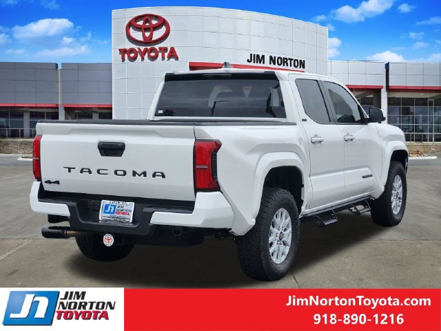 Used 2026 Toyota Tacoma SR5 AWD/4WD image 6