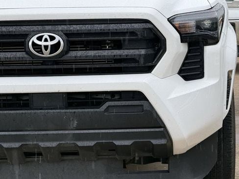 Used 2024 Toyota Tacoma SR RWD image 7