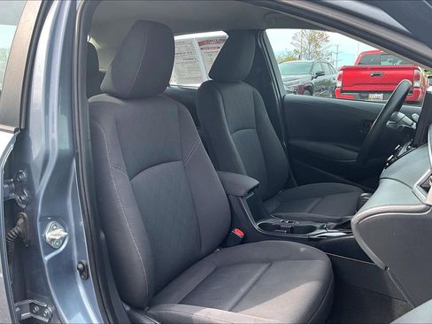 Used 2023 Toyota Corolla LE image 7