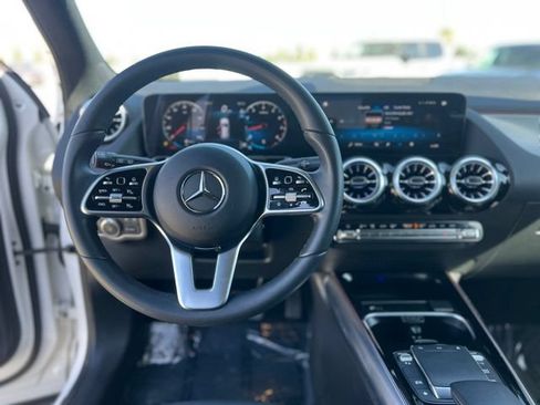 Used 2023 Mercedes-Benz GLA 250 image 10