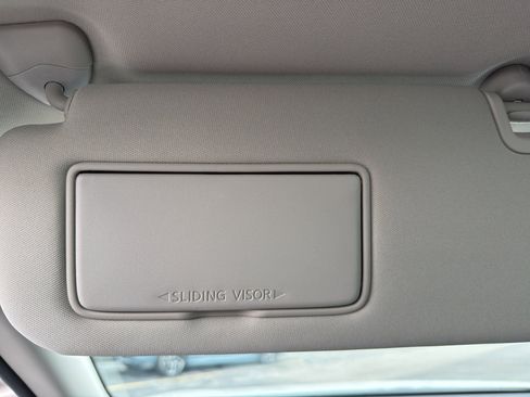 New 2025 Nissan Altima 2.5 SR image 24