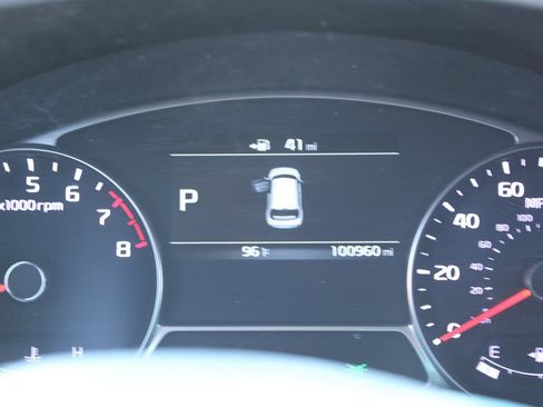 Used 2018 Kia Soul ! FWD image 17