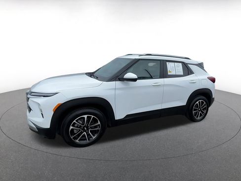 Used 2025 Chevrolet TrailBlazer LT image 8