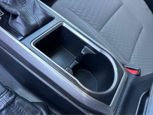 Used 2021 Toyota Tacoma SR5 RWD image 28