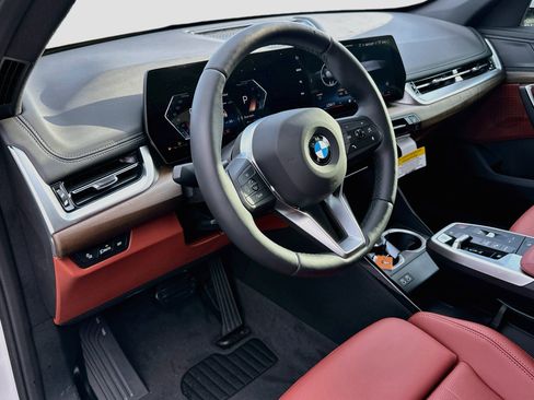New 2027 BMW X1 xDrive28i w/ Convenience Package AWD/4WD image 5