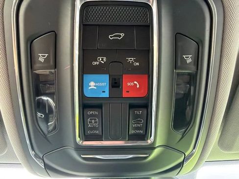 Certified 2023 Jeep Grand Cherokee L Laredo w/ Luxury Tech Group I AWD/4WD image 31