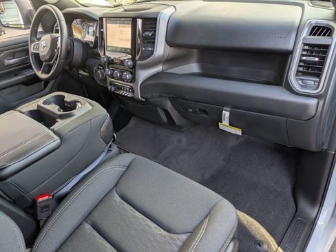 New 2026 RAM 1500 Express AWD/4WD image 31