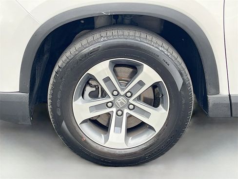 Used 2025 Honda Pilot EX-L image 32